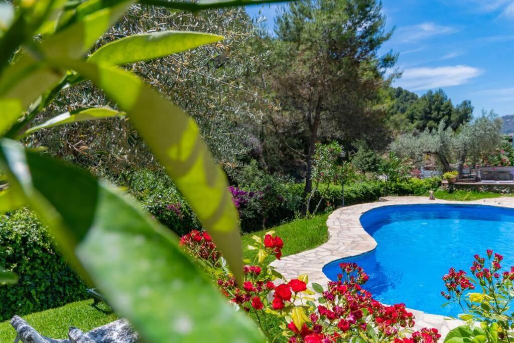 Casa Rosa, Con Encanto Y Piscina Climatizada Frigiliana Esterno foto