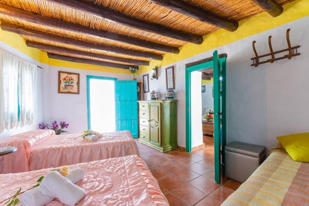 Casa Rosa, Con Encanto Y Piscina Climatizada Frigiliana Esterno foto